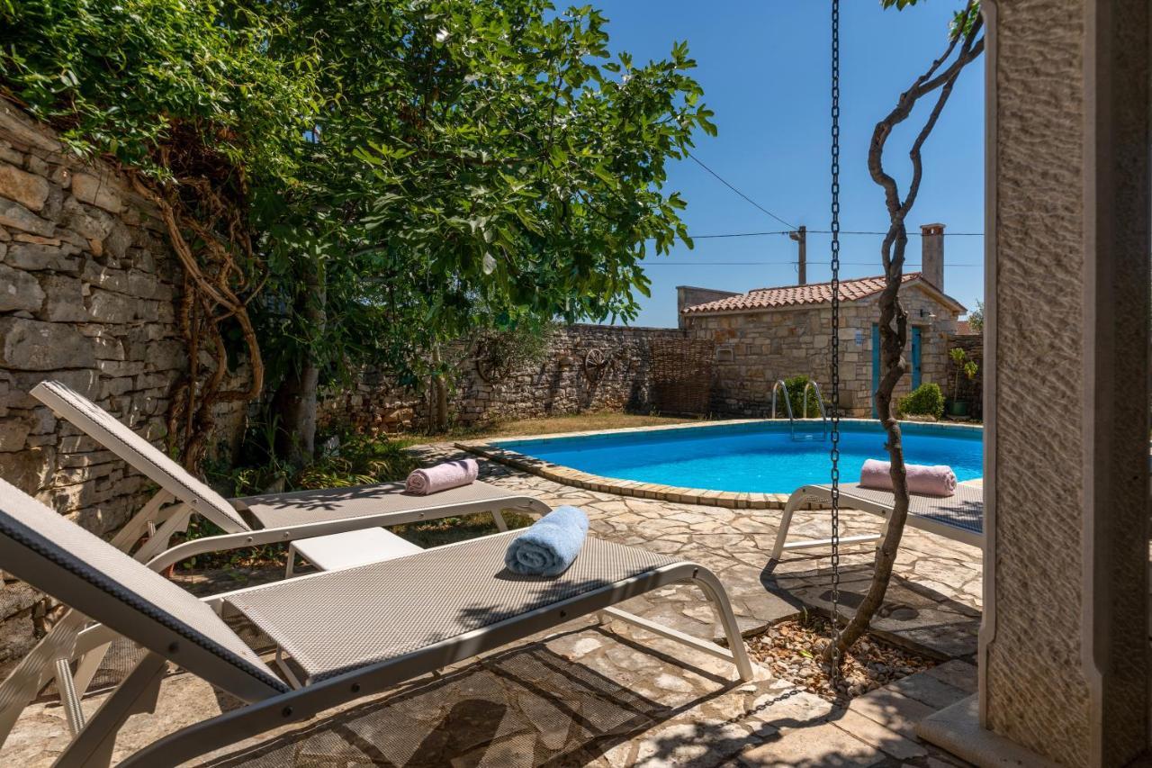 Villa Janko Sveti Lovreč Pazenatički Extérieur photo
